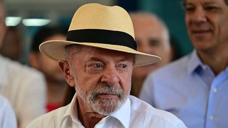 Lula ap&oacute;s votar nas elei&ccedil;&otilde;es de 2026 em S&atilde;o Bernardo do Campo (SP)