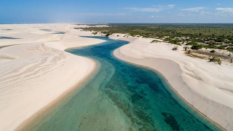 O turismo sustent&aacute;vel e consciente fortalece a preserva&ccedil;&atilde;o da biodiversidade e valoriza as comunidades tradicionais locais.