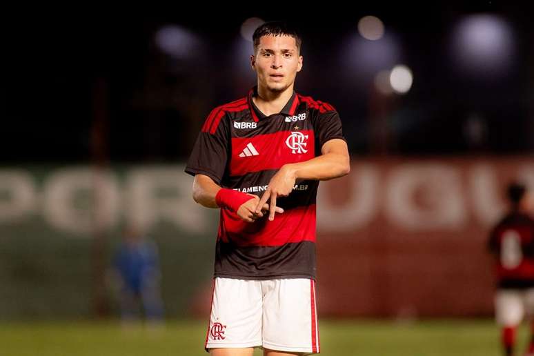 Jo&atilde;o Vitor chega aos 16 gols e &eacute; um dos artilheiros do Brasileir&atilde;o Sub-17 &ndash;