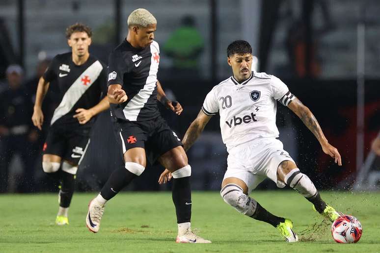 No primeiro turno, o Botafogo venceu por 2 a 1 em S&atilde;o Janu&aacute;rio &ndash;