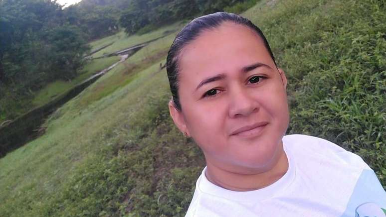 Jhuacelly conta que peso da responsabilidade de ser l&iacute;der comunit&aacute;ria j&aacute; lhe gerou forte sofrimento mental