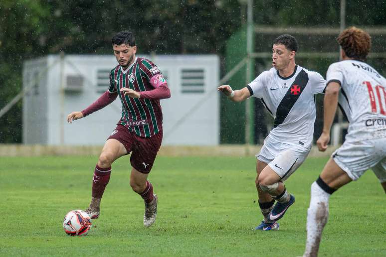 No Est&aacute;dio Marcelo Vieira, Fluminense e Vasco ficaram no 1 a 1 pela Ta&ccedil;a GB &ndash;
