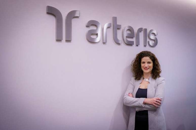 D&eacute;bora Della Nina &eacute; gerente de Sustentabilidade da Arteris