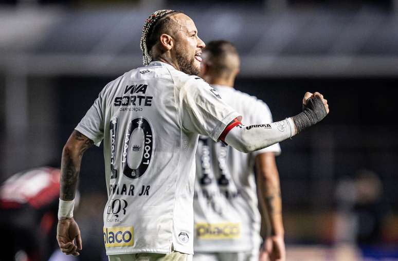 No primeiro turno de 2025, Neymar fez contra o Flamengo seu primeiro gol no Brasileir&atilde;o &ndash;