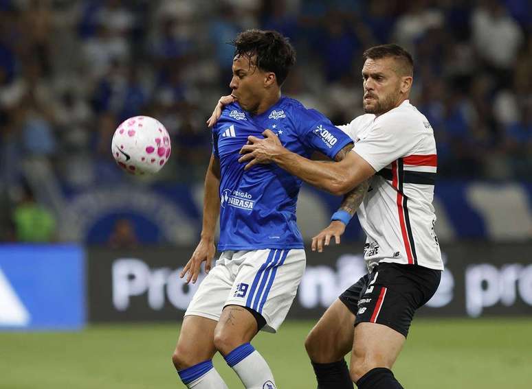 S&atilde;o Paulo joga mal e perde para o Cruzeiro-