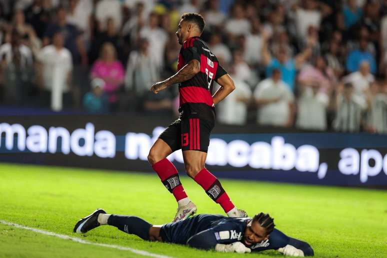 Her&oacute;i do t&iacute;tulo da Libertadores de 2025, Danilo marcou pela primeira vez na temporada &ndash;