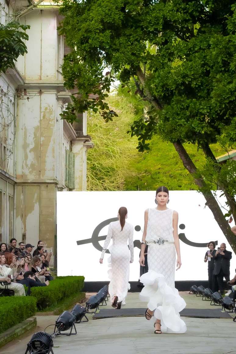 Desfile de Arnaldo Ventura 