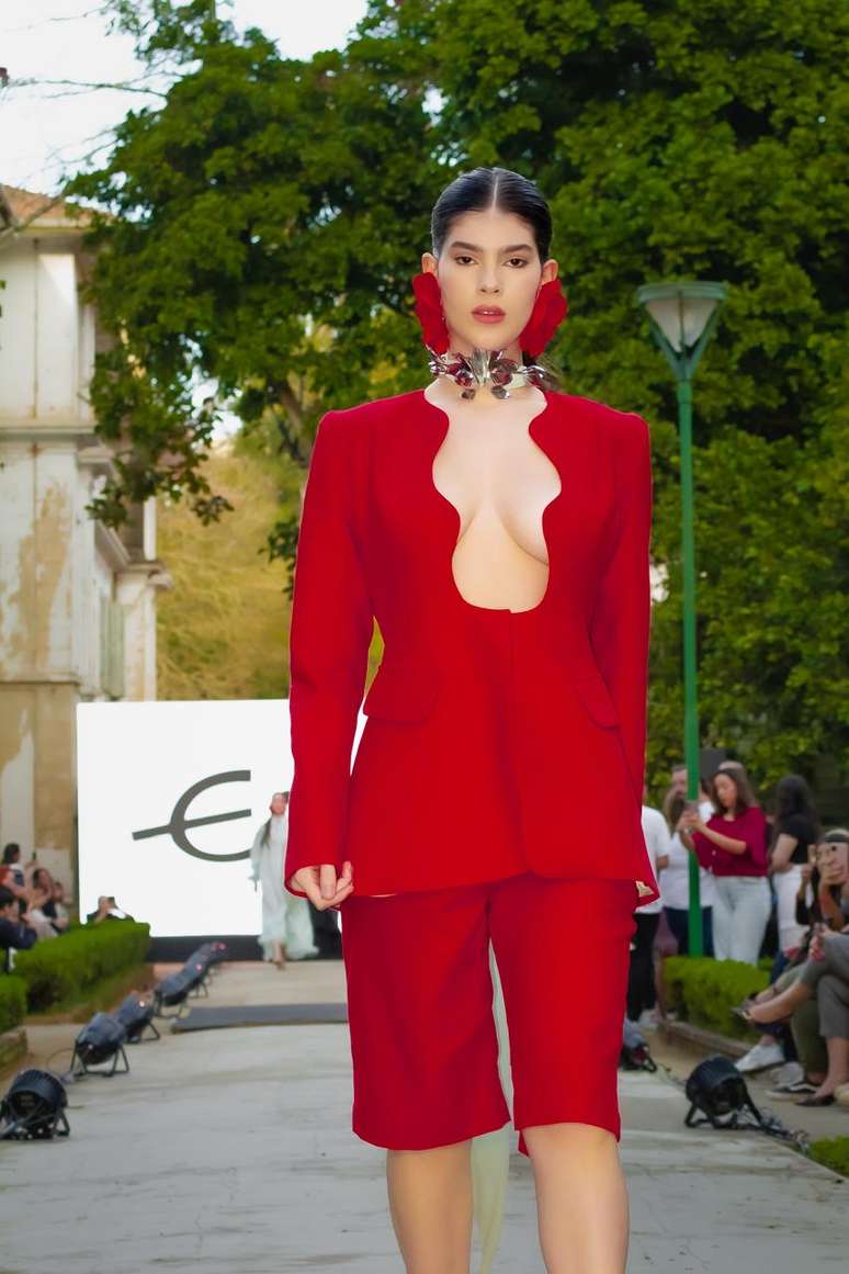 Desfile de Arnaldo Ventura 