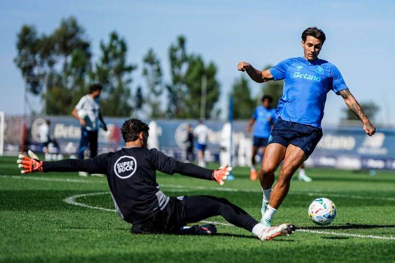 Atividade de prepara&ccedil;&atilde;o do Porto antes de encarar o Mar&iacute;timo &ndash;