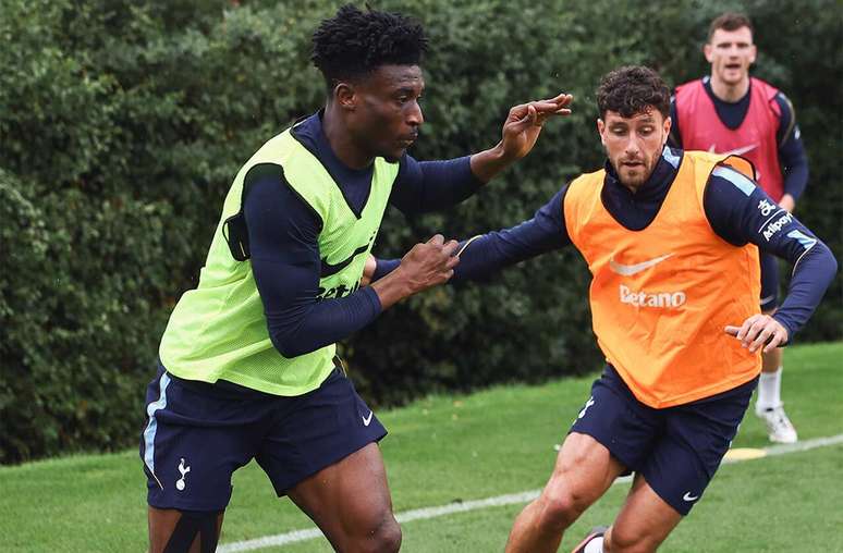 Tottenham &eacute; o lanterna do Campeonato Ingl&ecirc;s &ndash;