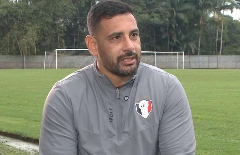 Diego Souza hoje &eacute; treinador do Joinville, de Santa Catarina &ndash;