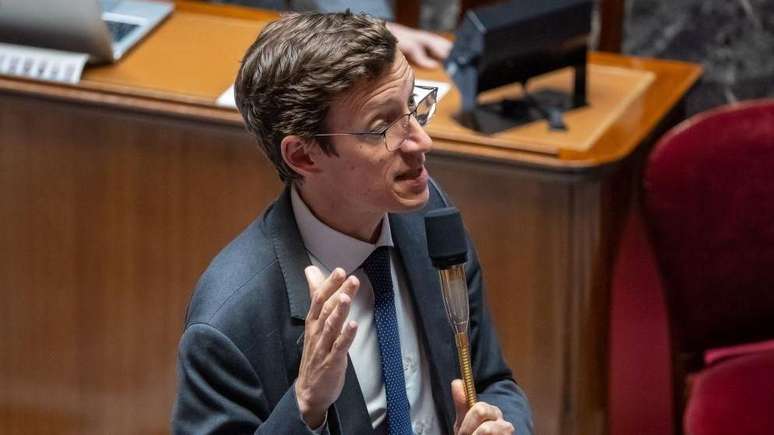 O ministro da Educa&ccedil;&atilde;o da Fran&ccedil;a, Edouard Geffray, declarou que os 3 mil professores substitutos adicionais ser&atilde;o destacados nos pr&oacute;ximos dias