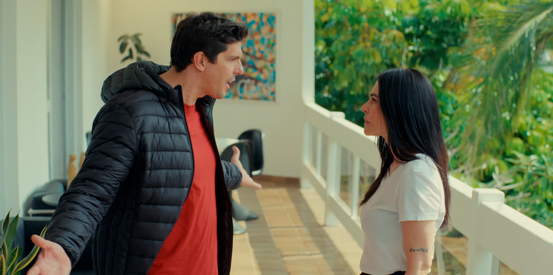 Cleo Pires e Rafael Infante em cenas de 'Se Eu Fosse Voc&ecirc; 3'