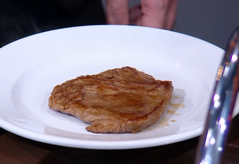 "Bife do Silvio": uma especialidade que Raimunda Maria da Silva sabia fazer &agrave; perfei&ccedil;&atilde;o, como dizia o patr&atilde;o