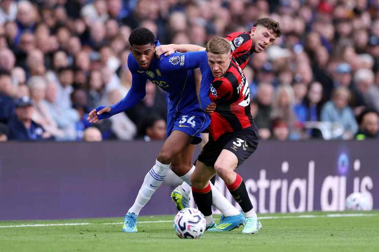 Equipes se enfrentaram pela 6&ordf; rodada da Premier League &ndash;