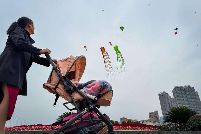 A China est&aacute; tentando reverter sua baixa taxa de natalidade