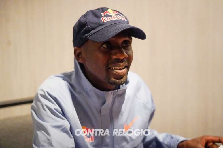 JAtual campe&atilde;o da Maratona de Chicago, Jacob Kiplimo busca defender o t&iacute;tulo neste domingo. Em abril, correu 2h00min28s em Londres, terminando em terceiro lugar (Foto: Fernanda Paradizo)