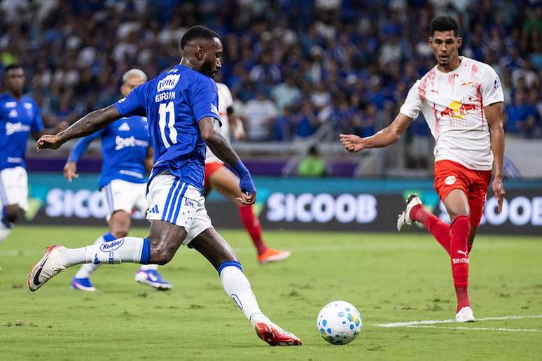 Raposa venceu por 2 a 1 no 1&deg; turno &ndash;