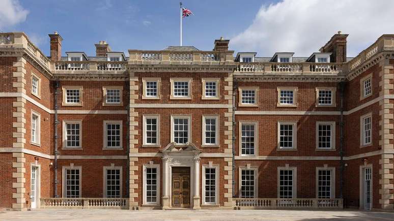 A casa hoje funciona como museu aberto ao p&uacute;blico, o Trent Park House of Secrets