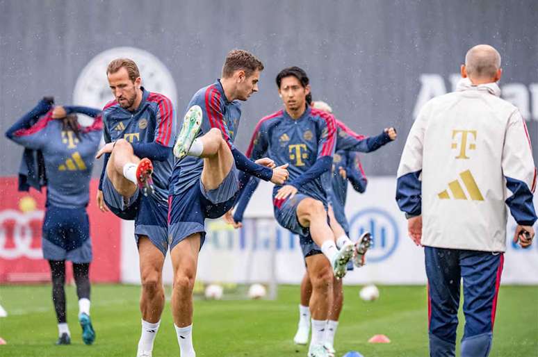 Jogadores do Bayern de Munique durante treinamento da equipe &ndash;