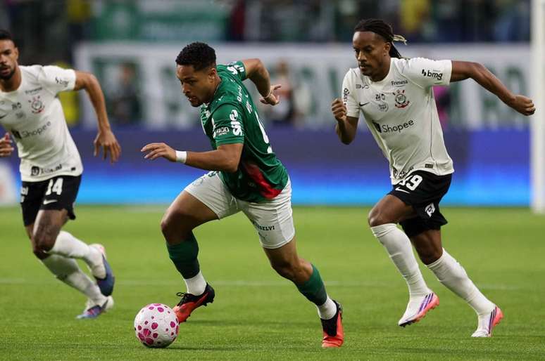 Palmeiras dominou o Corinthians durantes os 90 minutos no Nubank Parque &ndash;