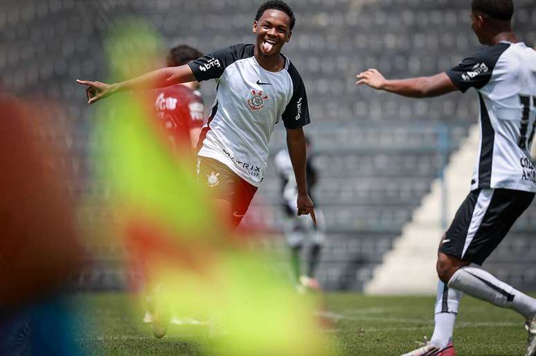 Corinthians fez 5 a 0 no agregado na Ponte Preta e avan&ccedil;ou &agrave;s oitavas do Paulista Sub-17 &ndash;