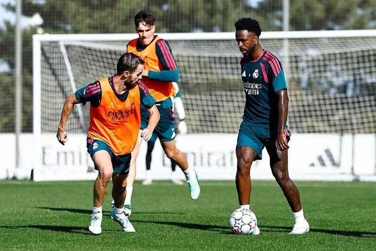 Jogadores do Real Madrid durante treinamento da equipe &ndash;