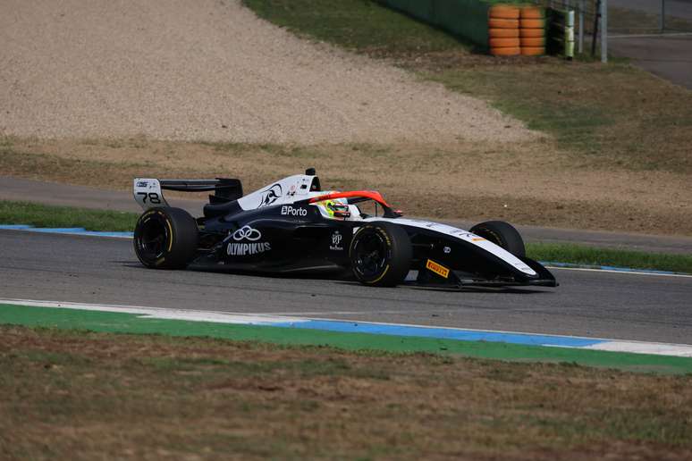 Gabriel Gomez durante etapa da FREC em Hockenheim