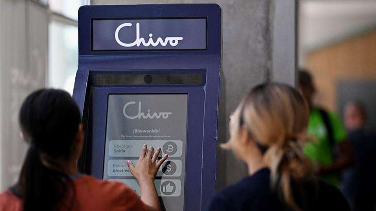 O governo de El Salvador destinou US$ 50 milh&otilde;es (R$ 249 milh&otilde;es) &agrave; instala&ccedil;&atilde;o de caixas eletr&ocirc;nicos para bitcoin e a outros custos de implementa&ccedil;&atilde;o do projeto