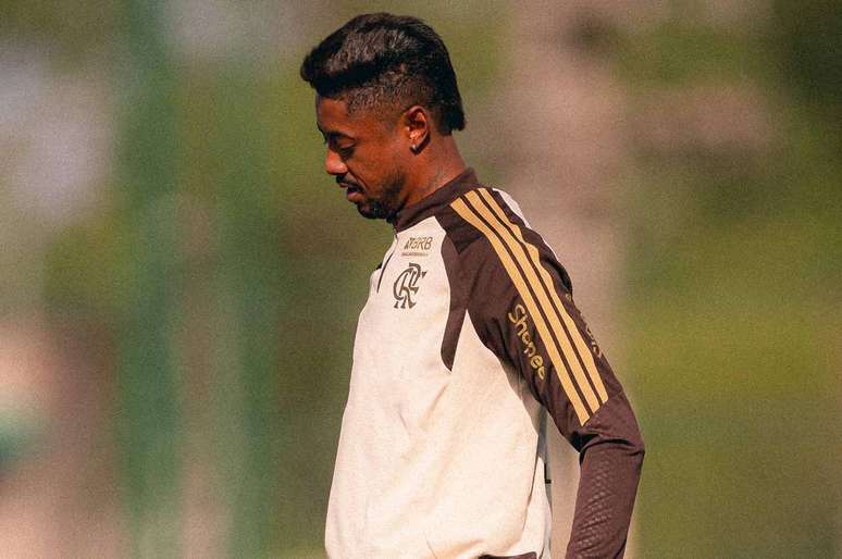 Bruno Henrique deve ficar com a vaga de Pedro no comando do ataque &ndash;
