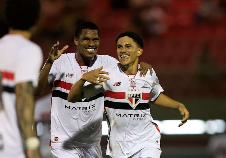 S&atilde;o Paulo faz 2 a 1 no Uni&atilde;o-TO &ndash;