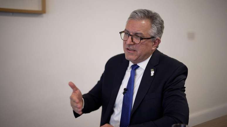 Em entrevista &agrave; BBC News Brasil, ministro Padilha defendeu que o Programa Nacional de Imuniza&ccedil;&otilde;es foi ressuscitado