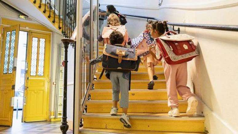 Na Fran&ccedil;a, as escolas passaram a ser obrigadas a monitorar e cobrar pais sobre vacina&ccedil;&atilde;o das crian&ccedil;as