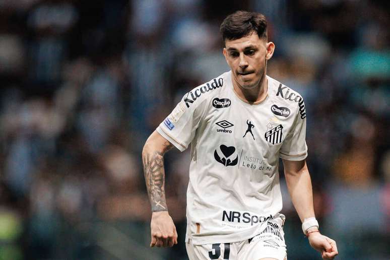 Escobar aguarda resultado de exame para saber se tem les&atilde;o &ndash;