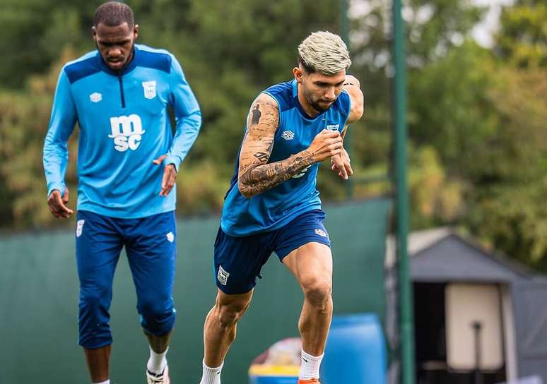 Julio Enciso &eacute; um dos destaques do Ipswich &ndash;