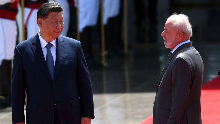 Equilibrar-se na disputa entre China e EUA ser&aacute; um dos desafios do pr&oacute;ximo presidente
