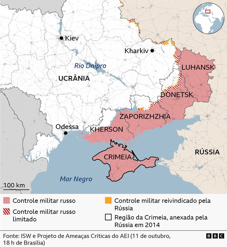Mapa mostra &aacute;reas de controle militar russo no leste e sul da Ucr&acirc;nia, nas regi&otilde;es de Luhansk, Donetsk, Zaporizhzhia e Kherson, al&eacute;m da Crimeia (anexada pela R&uacute;ssia em 2014). Um mapa menor mostra a localiza&ccedil;&atilde;o da Ucr&acirc;nia.