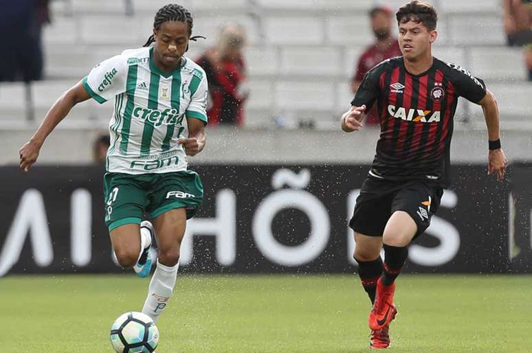 Palmeiras perdeu por 3 a 0 para o Athletico na &uacute;ltima rodada do Brasileir&atilde;o 2017 &ndash;