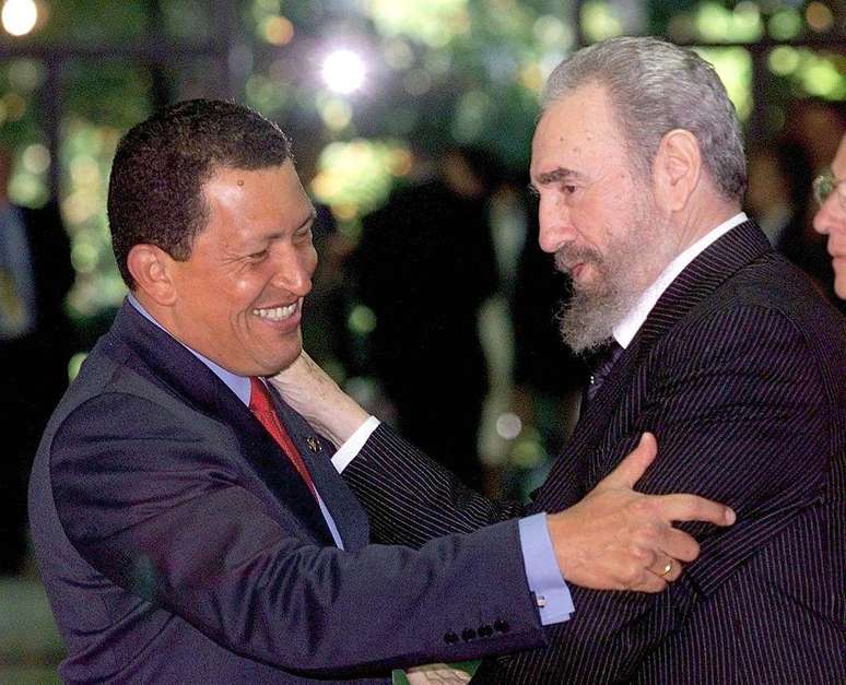 A alian&ccedil;a entre Venezuela e Cuba nasceu da rela&ccedil;&atilde;o pessoal entre Hugo Ch&aacute;vez e Fidel Castro