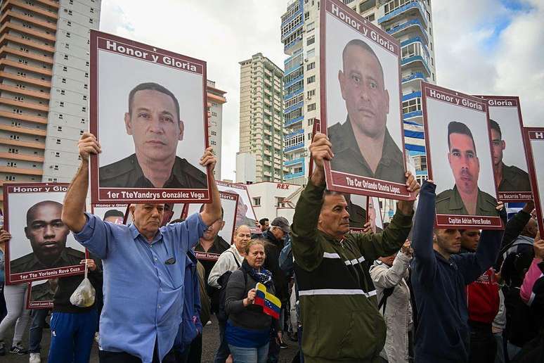 Ap&oacute;s a morte de 32 agentes cubanos no bunker de Maduro, Cuba reconheceu que mantinha agentes de seguran&ccedil;a na Venezuela