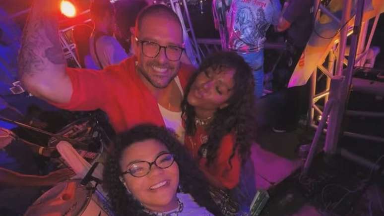 Diogo Nogueira e Wic Tavares vivem affair e postam fotos juntos no samba