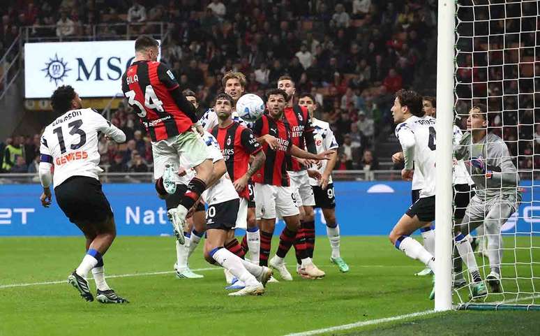 Momento do gol marcado por Mario Gila &ndash;