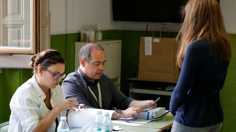 A orienta&ccedil;&atilde;o &eacute; que eleitor cheque qualquer eventual mudan&ccedil;a de se&ccedil;&atilde;o antes de ir ao local onde est&aacute; acostumado a votar