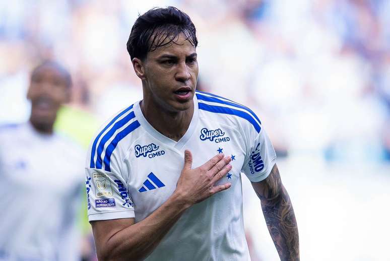 Kaio Jorge marcou tr&ecirc;s vezes e comandou a vit&oacute;ria do Cruzeiro de virada sobre o Gr&ecirc;mio &ndash;