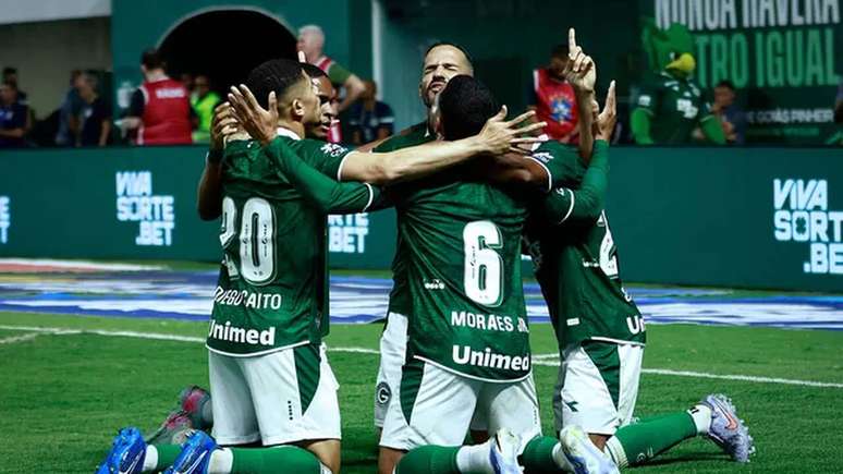Goi&aacute;s vem de uma vit&oacute;ria contra o Oper&aacute;rio &ndash;