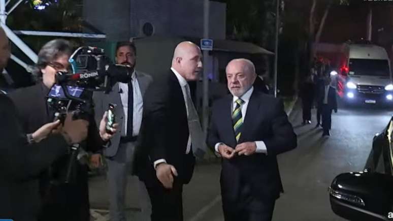 Chegada de Lula para o debate da Band