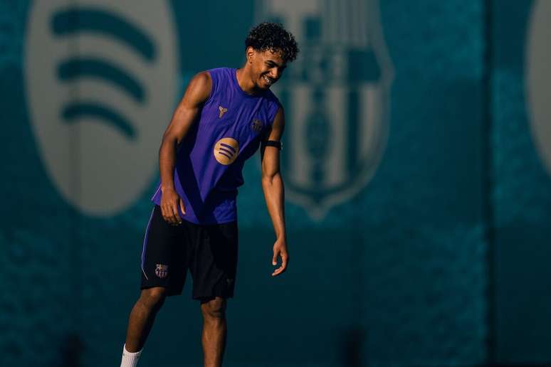 Lamine Yamal &eacute; o grande destaque do Barcelona neste in&iacute;cio de temporada &ndash;