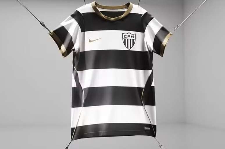 Imagens dos modelos de uniformes que participam do &ldquo;Manto da Massa&rdquo; &ndash;