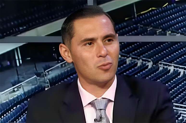 Paul Aguilar se tornou comentarista esportivo p&oacute;s pendurar as chuteiras &ndash;