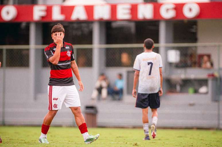 Ap&oacute;s golear o Crici&uacute;ma, Flamengo fez 3 a 0 sobre o Maric&aacute; no estadual sub-20 &ndash;